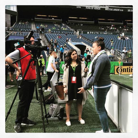 Meet your Posher, Laurie - Picture 1 of 1